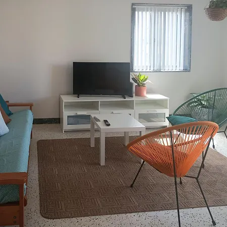 Beautiful Flat With Swimming-pool & Seaview *