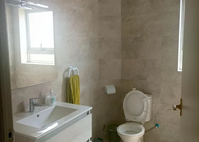 Beautiful Flat With Swimming-pool & Seaview * Сент-Полс-Бей