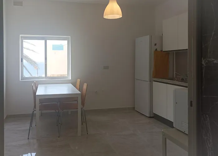 Beautiful Flat With Swimming-pool & Seaview Сент-Полс-Бей