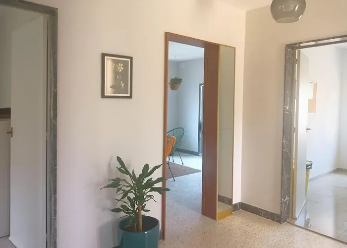 Апартаменты Beautiful Flat With Swimming-pool & Seaview *