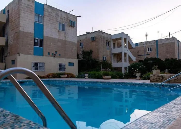 Beautiful Flat With Swimming-pool & Seaview