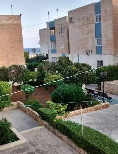 Beautiful Flat With Swimming-pool & Seaview *