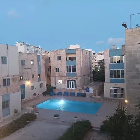 Beautiful Flat With Swimming-pool & Seaview