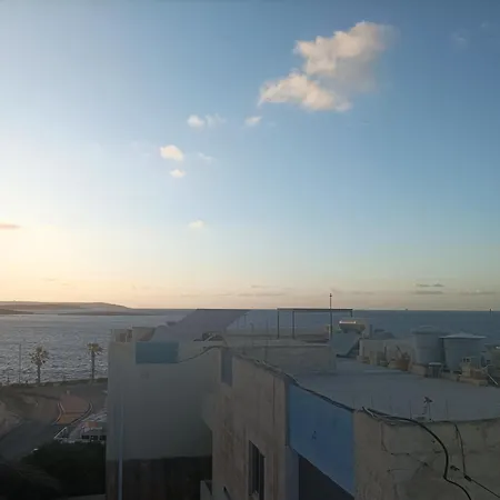 Beautiful Flat With Swimming-pool & Seaview *